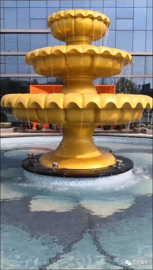 金色跌水喷泉雕塑8